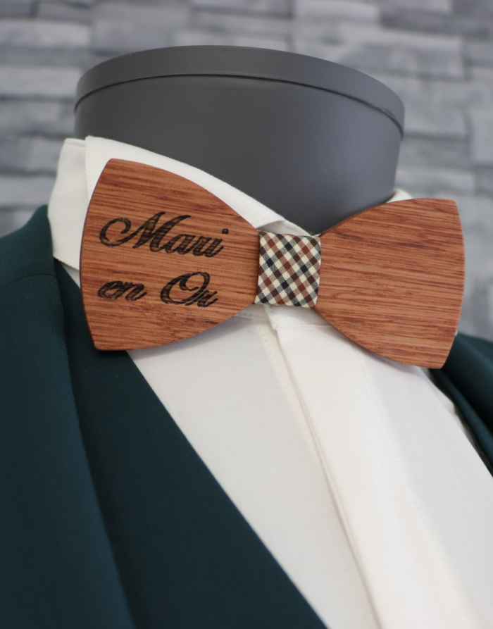 Nœud papillon en bois personnalisable – Image 2