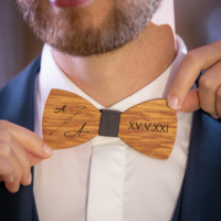 Nœud papillon en bois personnalisable – Image 3