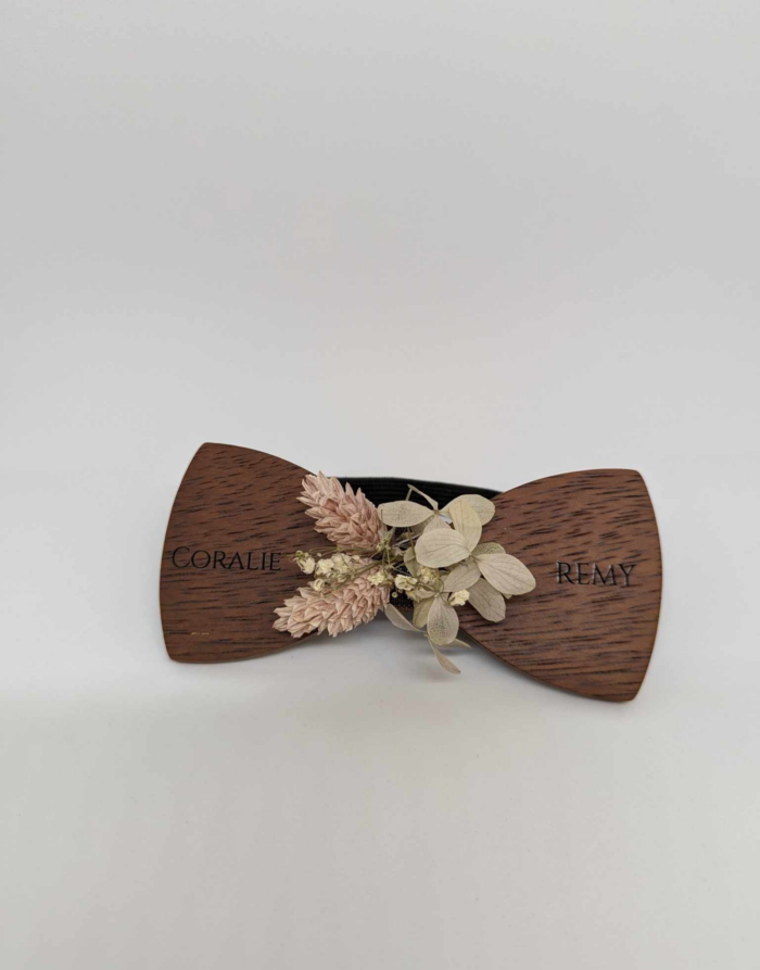 Nœud papillon en bois & fleurs séchées – Image 4